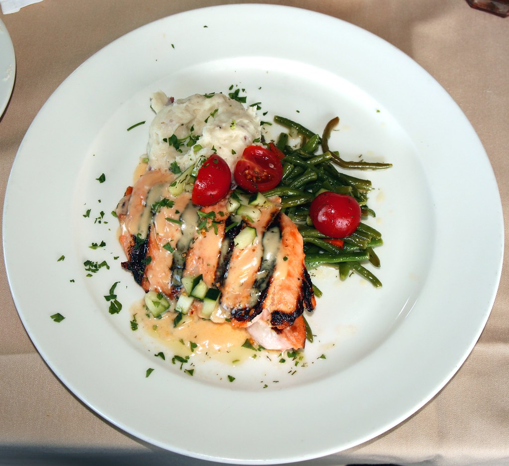 Fresh seafood platter with lobster and shrimp dinner